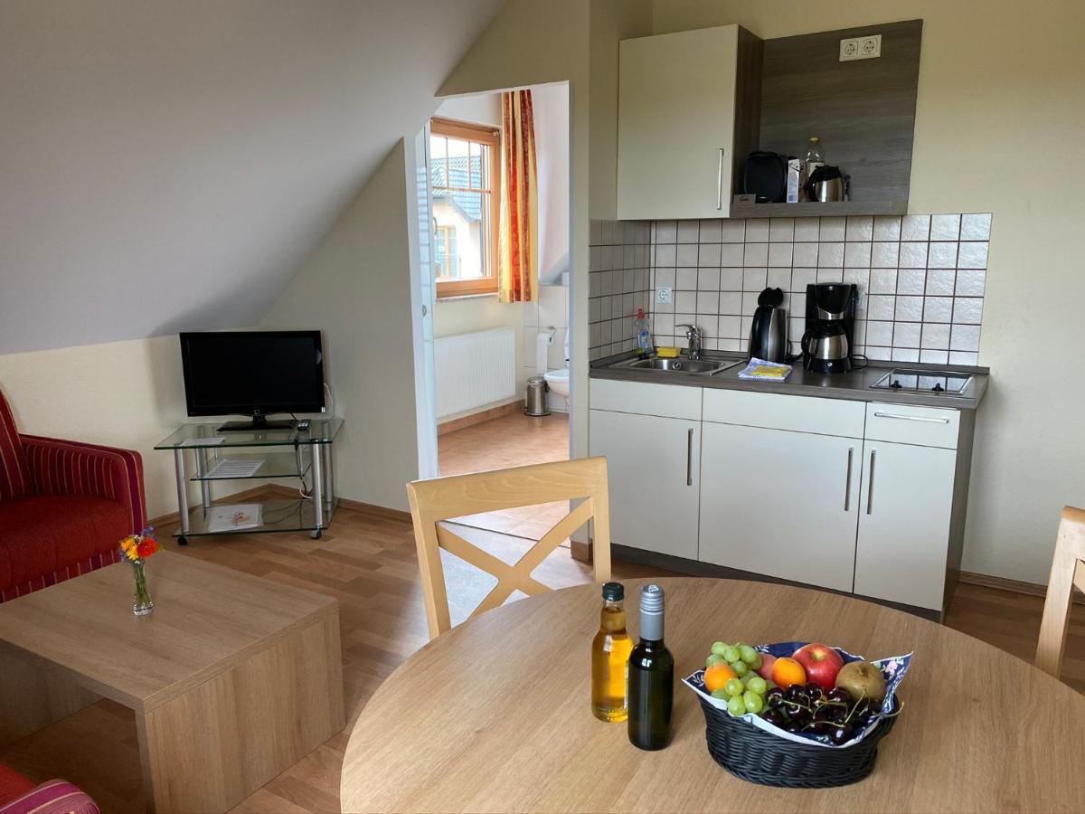 Laupus-Hof Lägenhet Bad Vilbel Exteriör bild