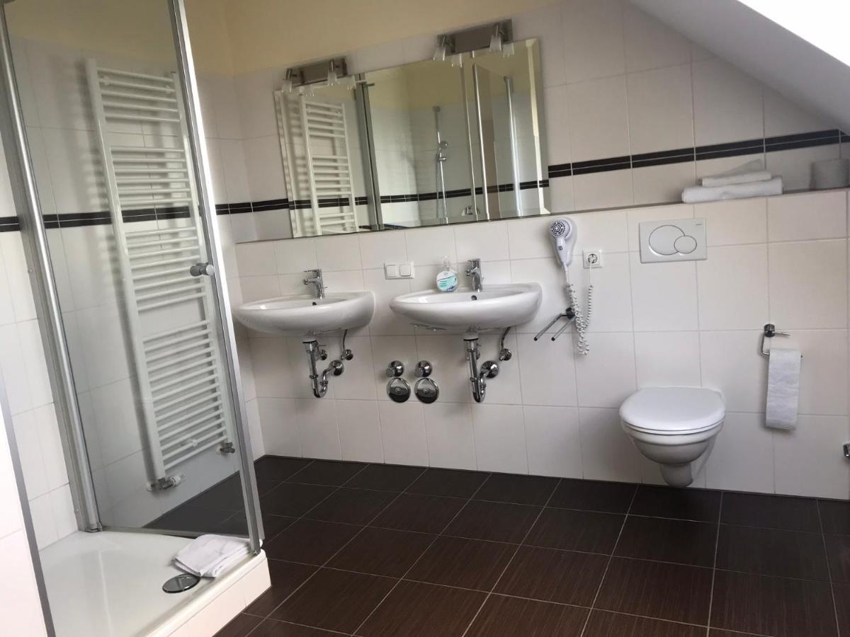 Laupus-Hof Lägenhet Bad Vilbel Exteriör bild